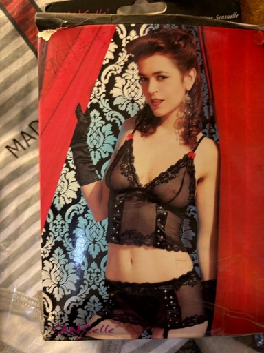 [R90175] Lingerie Sensuelle